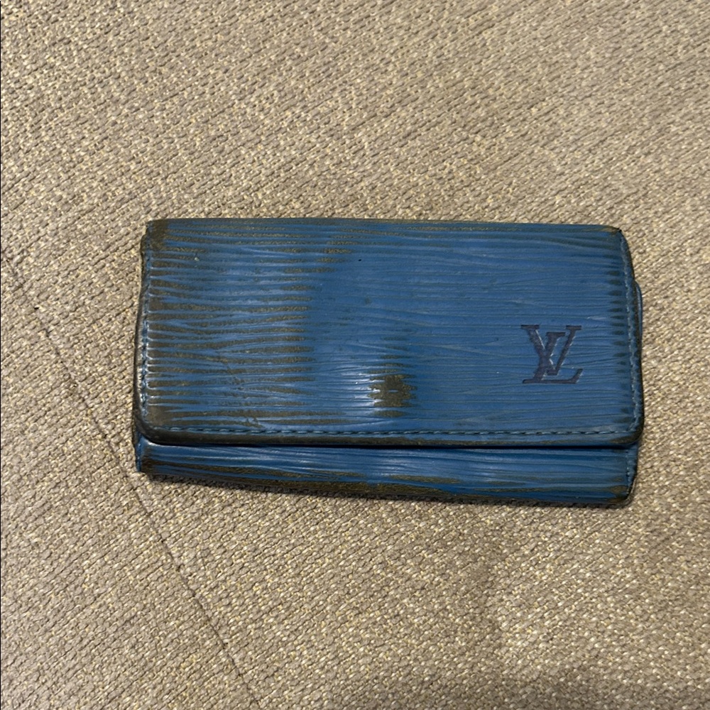 Louis Vuitton Textured Blue key holder